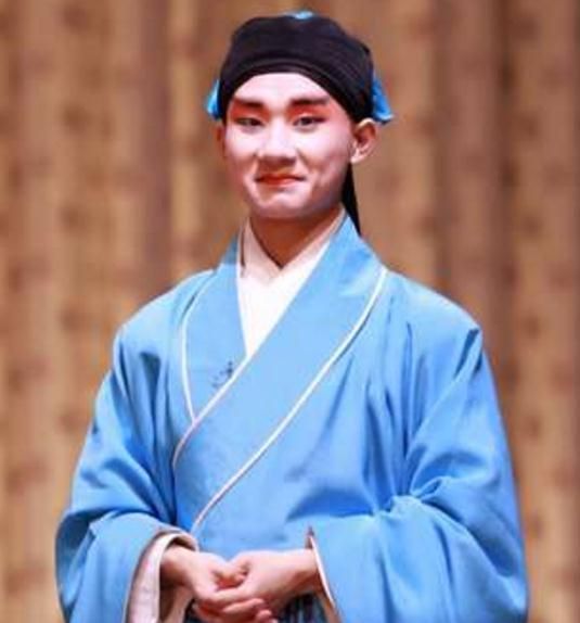 看了京剧神童陶阳的发展经历才明白郭德纲的用心良苦