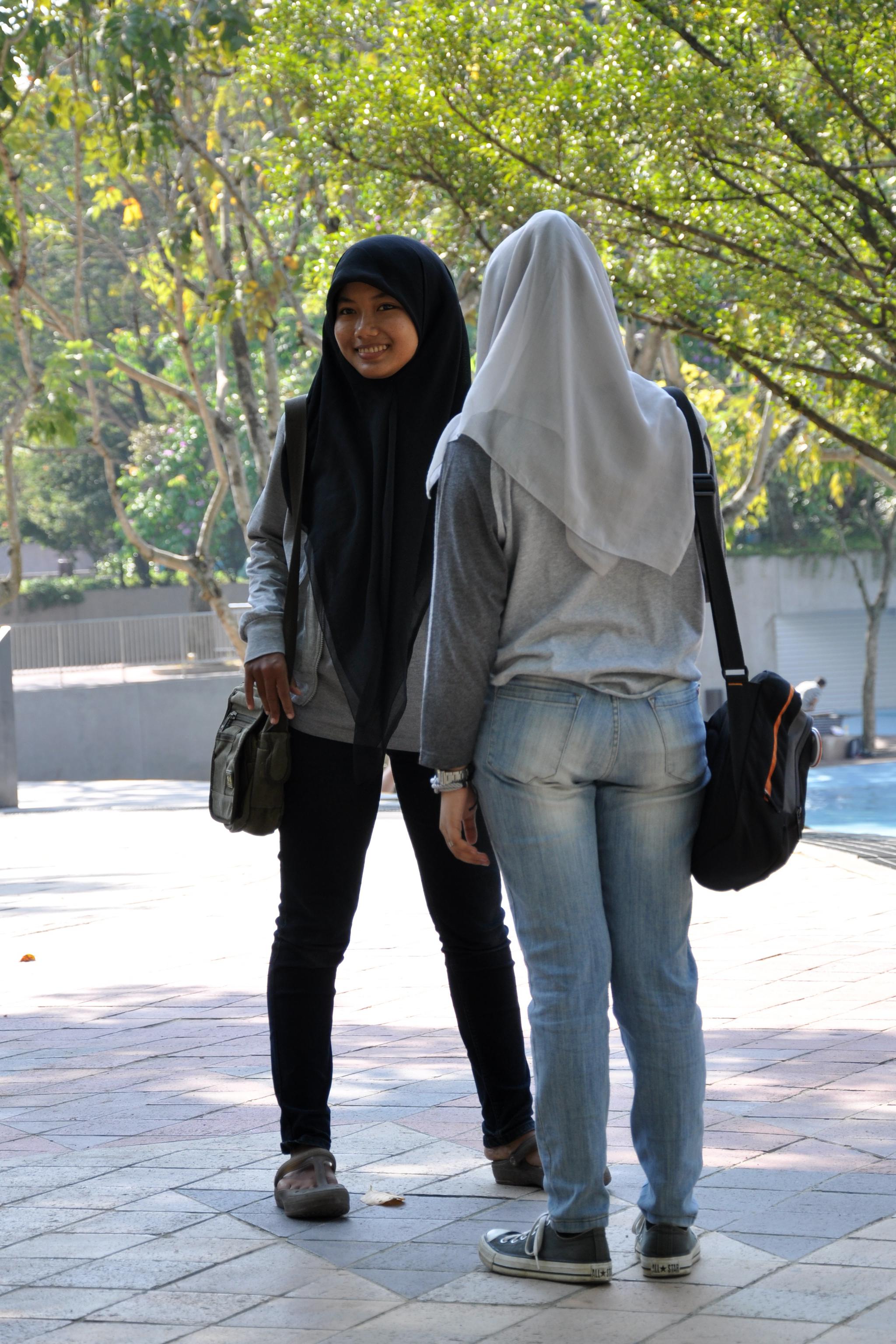 吉隆坡街头的伊斯兰美女原创摄影