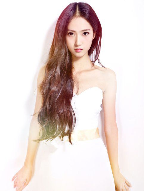 明星关慧卿:娱乐圈影视演员,甜美可人,戏路多变,表演富有张力__财经