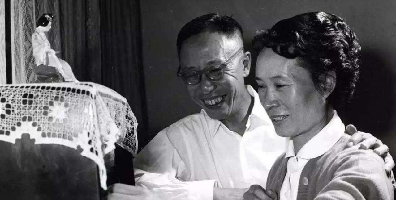 溥仪珍贵老照片:从小到老,从皇帝被改造成平民,一生传奇!