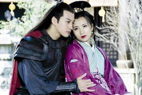 貂蝉和董卓在一起后,为了迎合他发明一样东西,小姑娘非常爱用