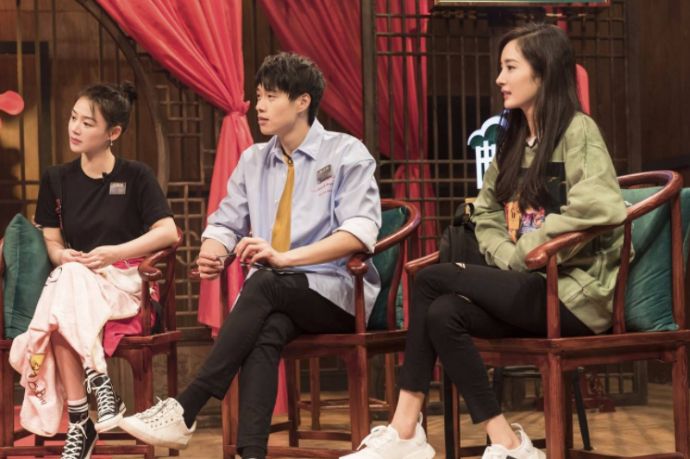 杨幂魏大勋被拍在酒店共度一夜,8张图告诉你怎么回事