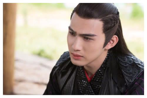 离境说谎孤独一生,东华说谎遭诛心,而他说谎却避免了一场战事!