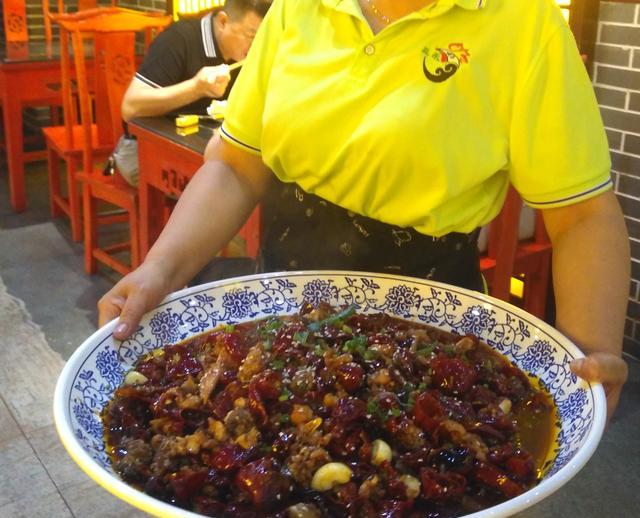 四川南充:这家大盘特色菜,竟然有这么多南充人爱上了她!