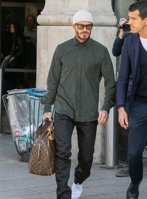 贝克汉姆周末抵达巴黎,阳光下的他满脸胡渣尽显雅痞大叔风范