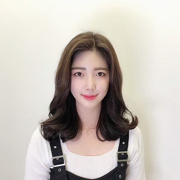 10款不老气的韩式烫发,怕变老就这样烫,年轻有气质又好看