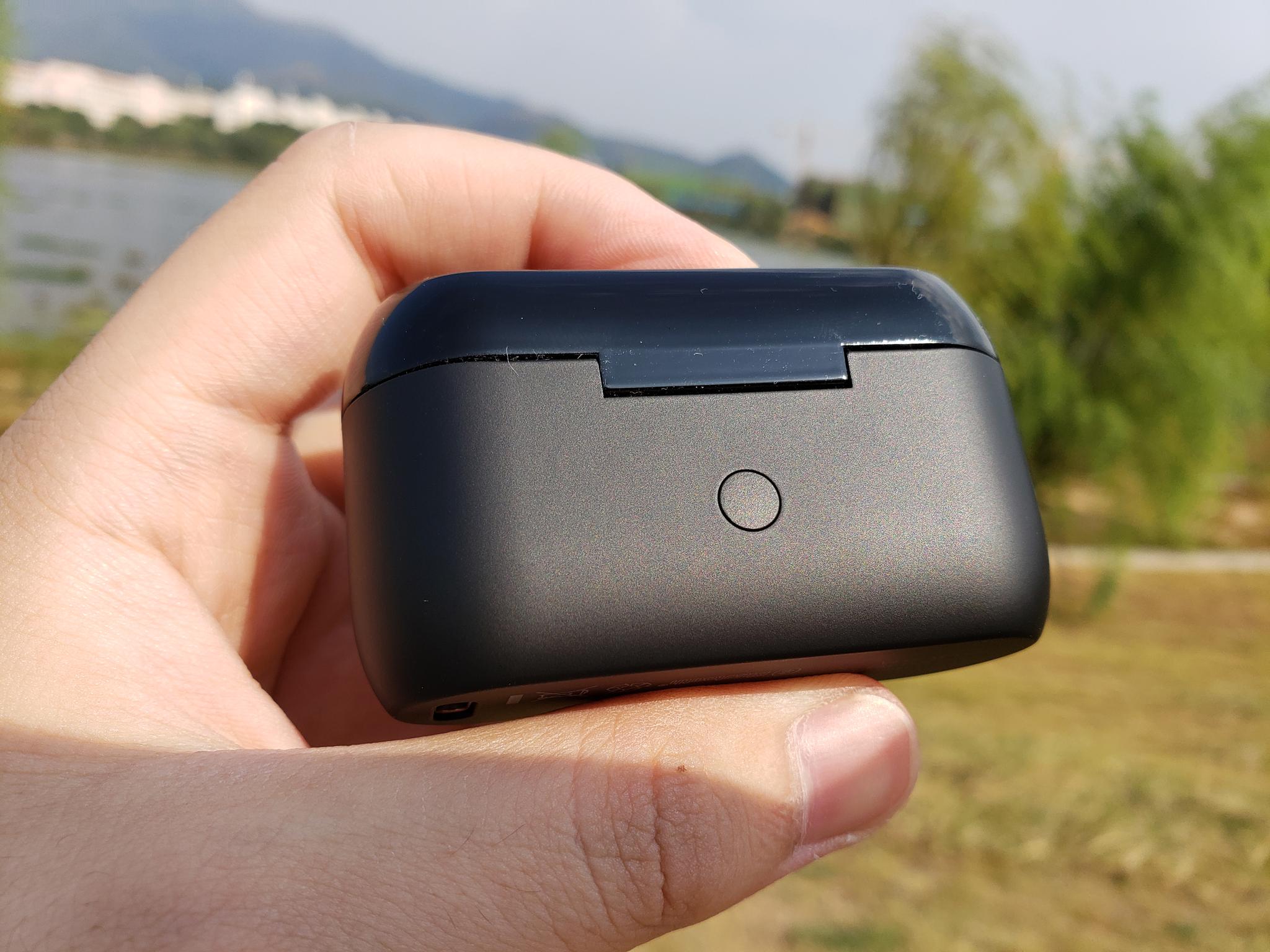 jeet airplus真无线蓝牙耳机上手测评:百元档挑战千元配置