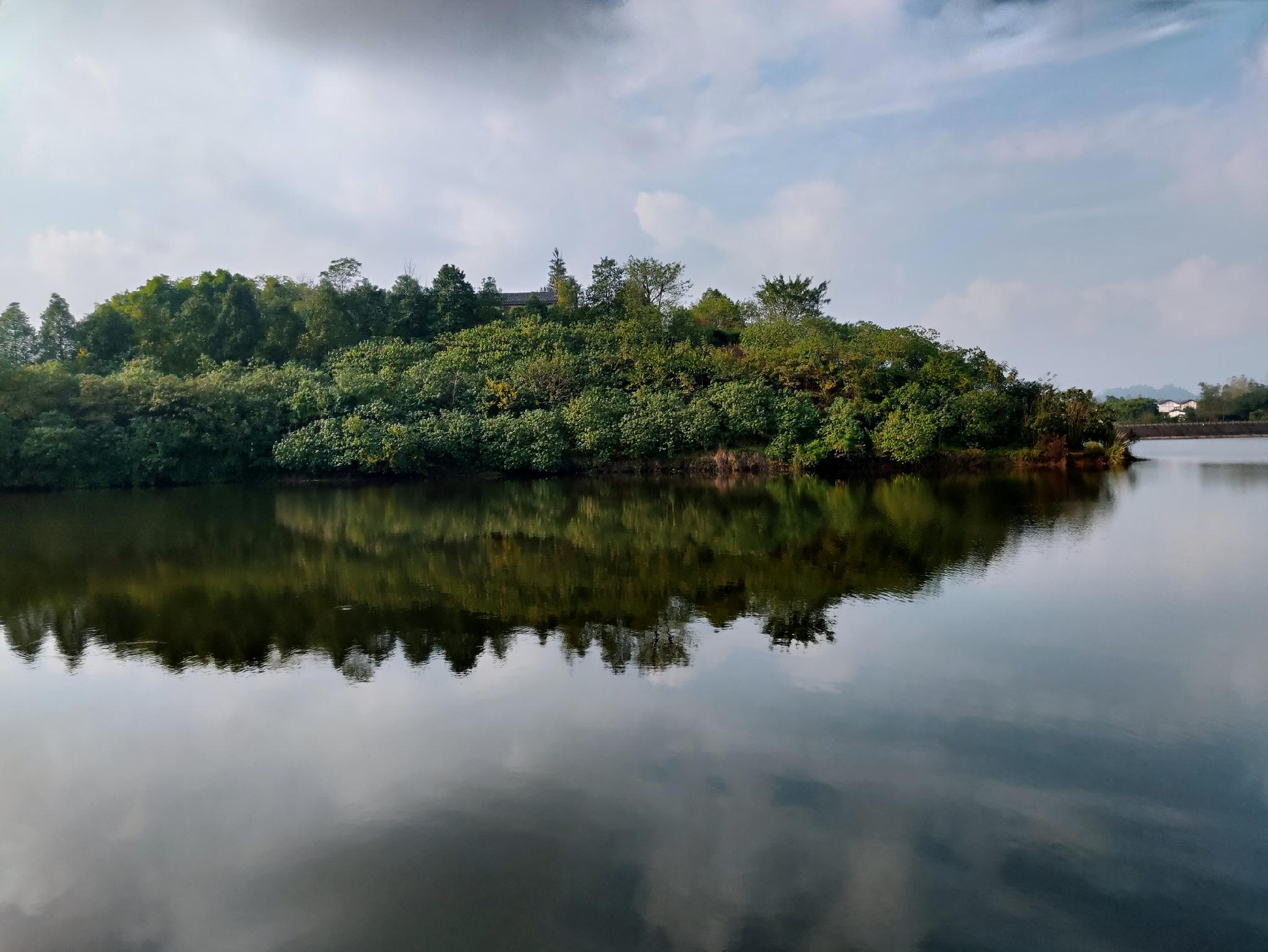 好美景在眼里也在手机里 手机拍广安市玉屏湖