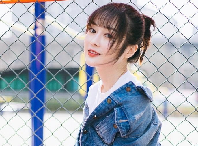 《巴拉拉小魔仙》中的"黑魔仙小月", 时隔10年后美到认不出|周娇|黑魔