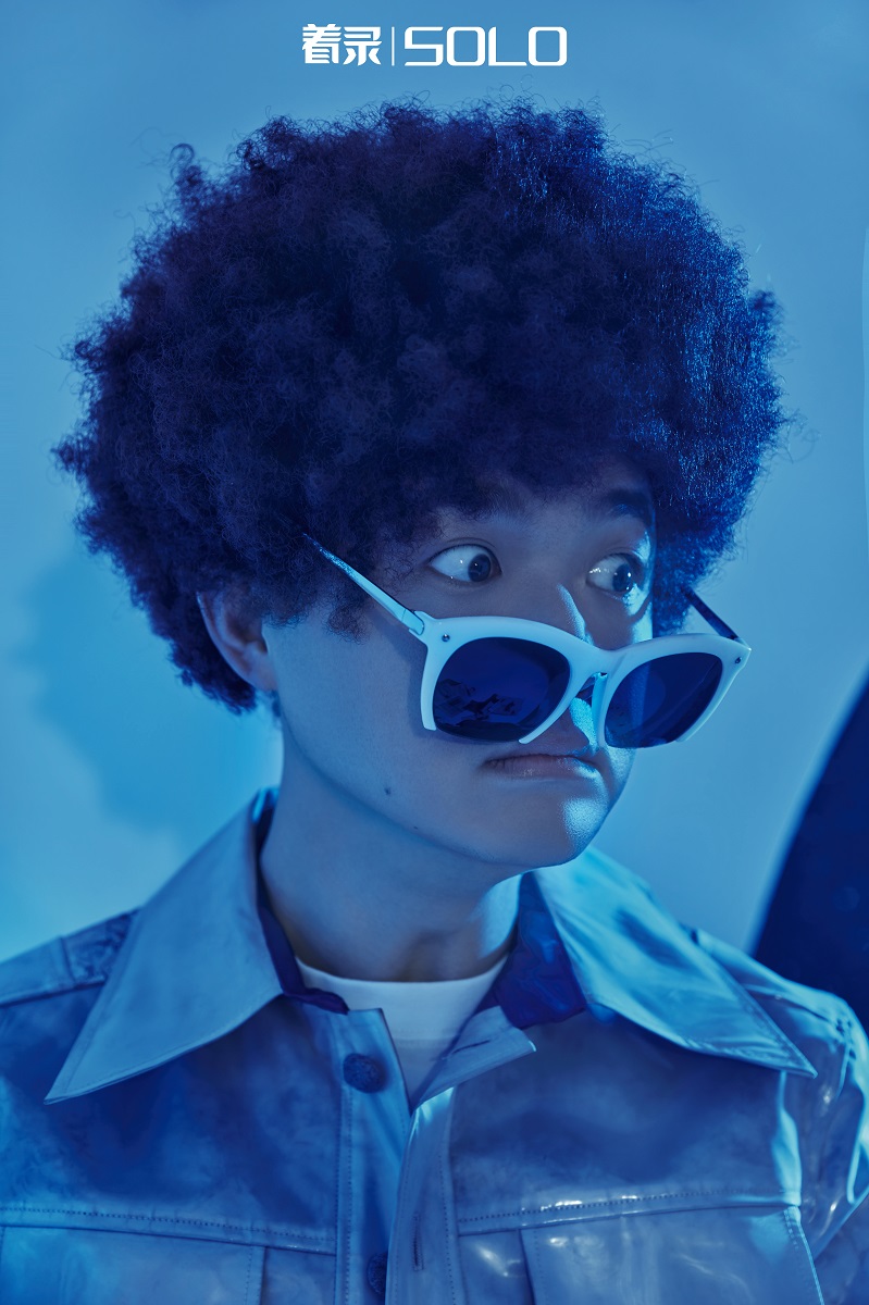 包贝尔长发造型出镜时尚大片 尽显独特有趣灵魂