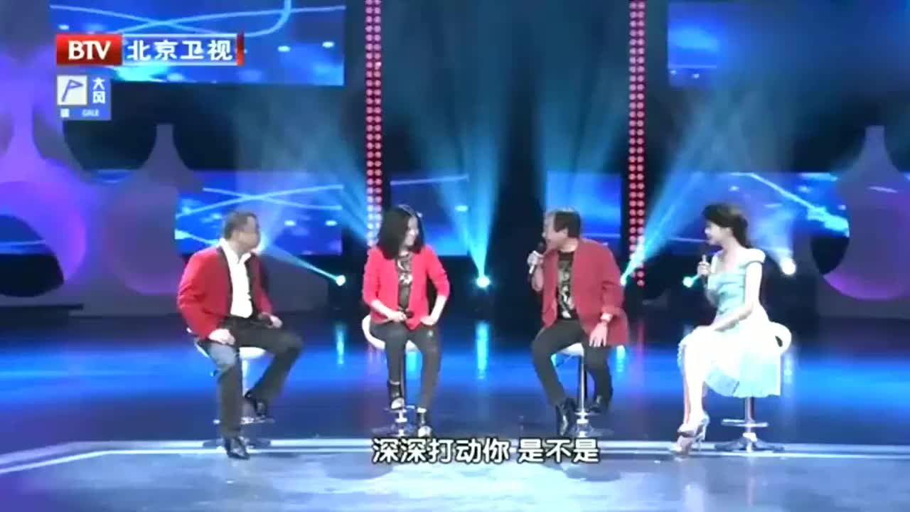 旺角小龙女一首《千言万语》人美歌天唱功了得呀