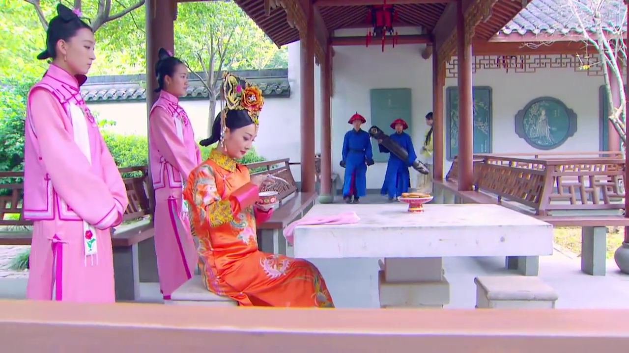 如懿传雍正皇帝驾崩,大臣建议弘历给皇后正名