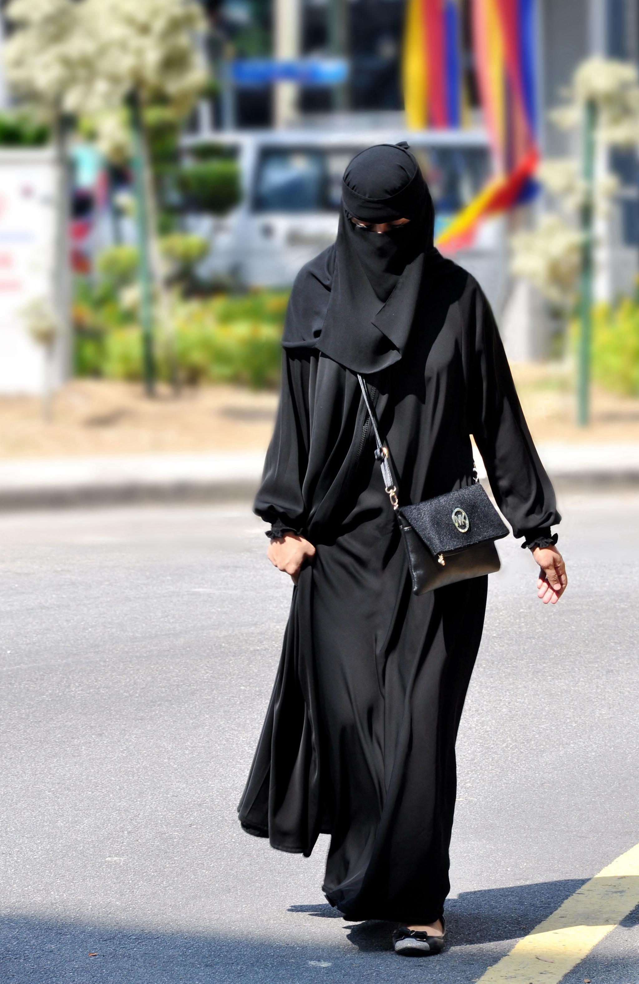 吉隆坡街头的伊斯兰美女原创摄影