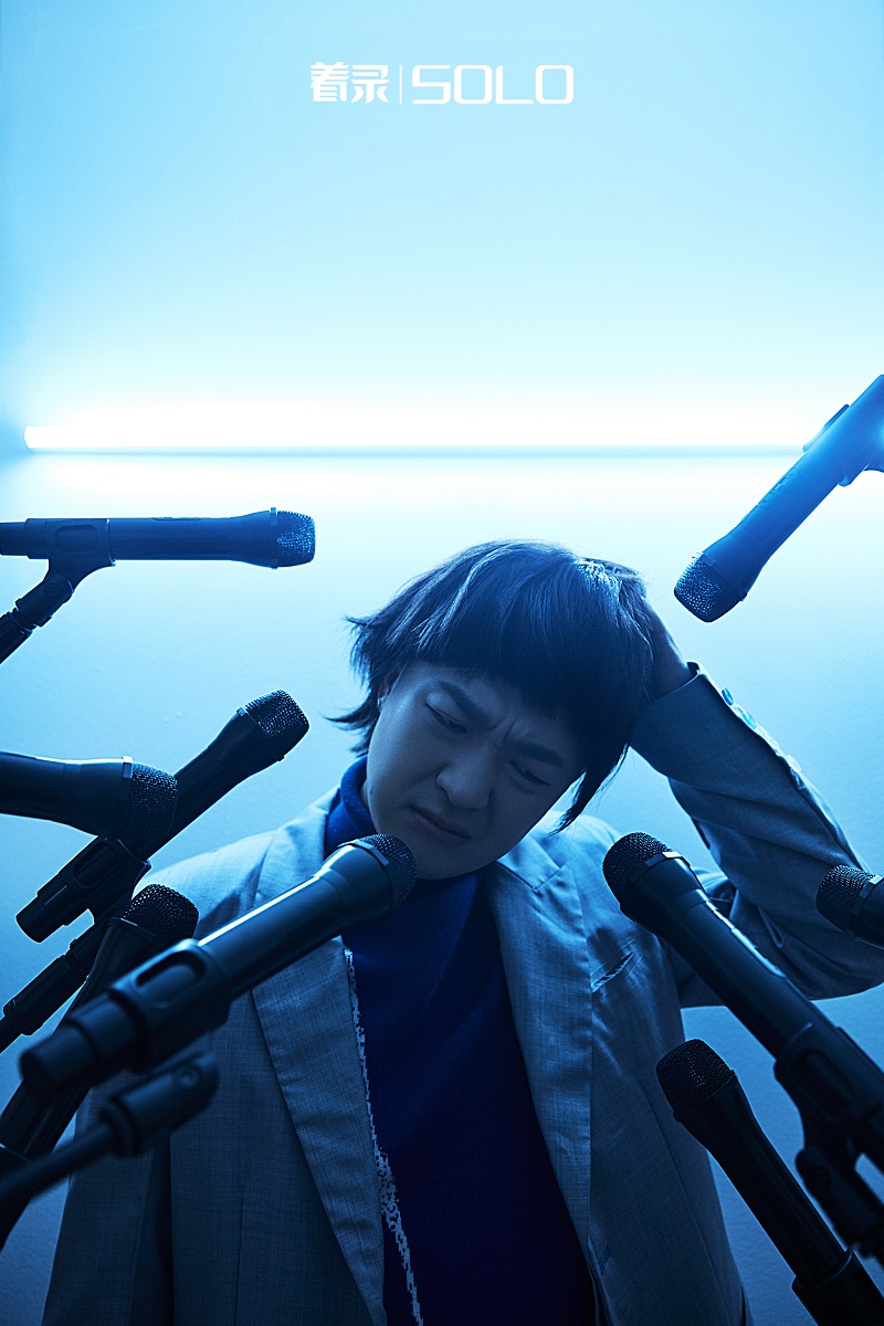 包贝尔长发造型出镜时尚大片 尽显独特有趣灵魂