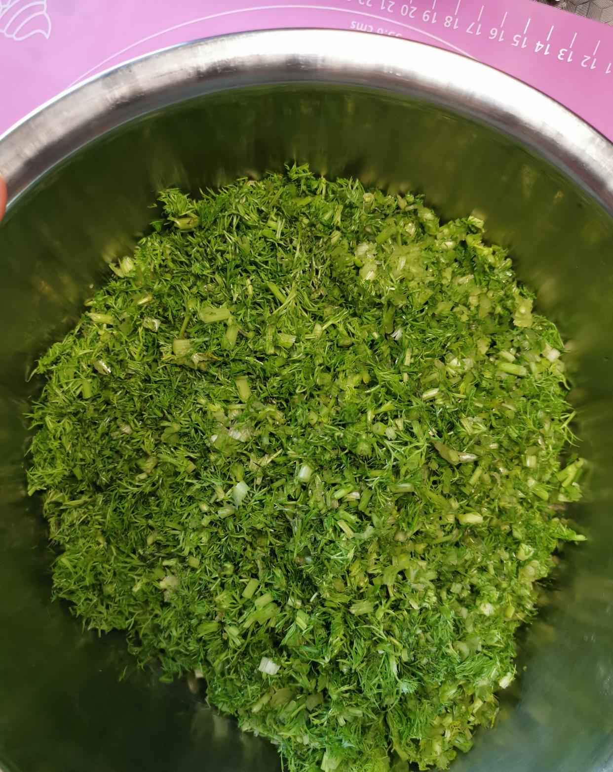 好吃又营养的茴香苗水饺,做出来全家都喜欢,吃多少都吃不够