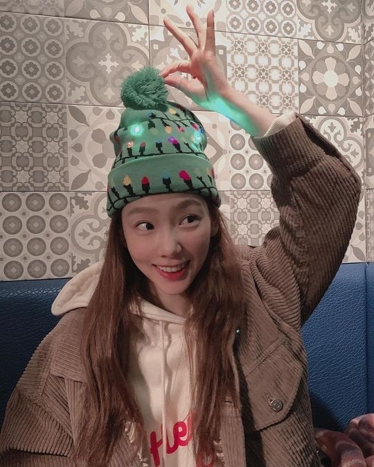 金泰妍公开戴着可爱帽子的近况照 2019年再见