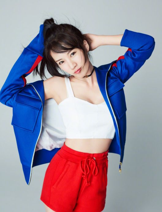 《蜗居》,因饰演角色"海藻"而被观众熟知,也在《别对我说谎》中饰演蔡