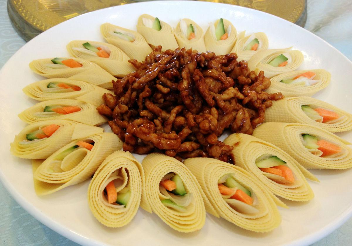京酱肉丝的配菜来了你还用豆皮卷吗