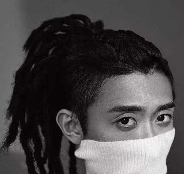 男明星最潮发型,谁是最帅"脏辫",张一山的颜值100分