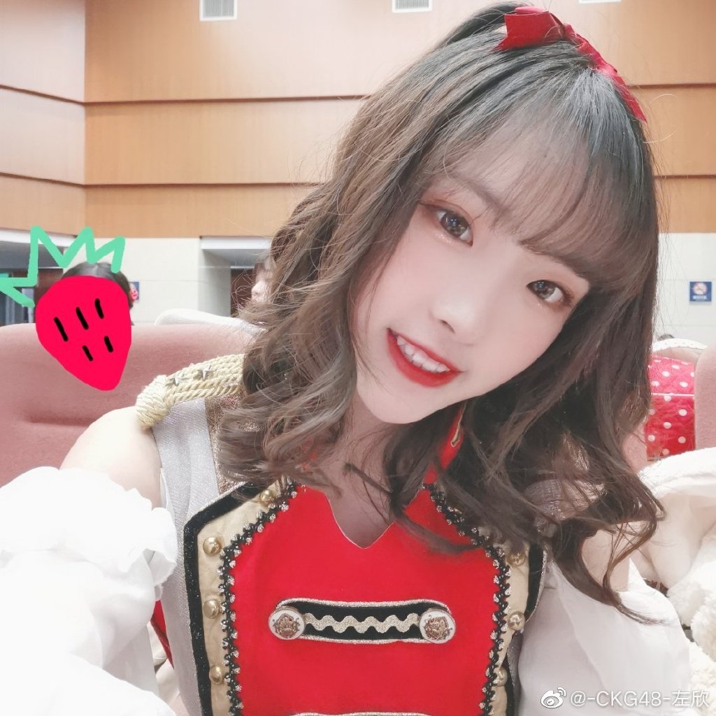 偶像美少女-ckg48-左欣迷人写真美照