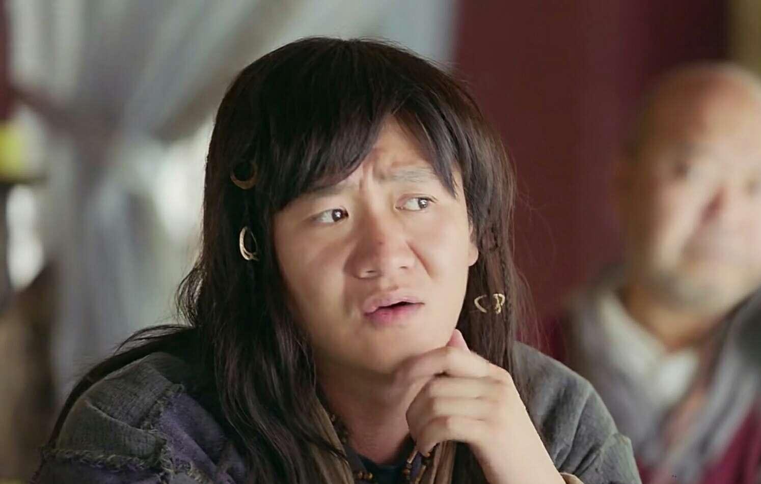 在观看电视剧的过程当中,杨一威扮演的周颠给观众们带来了很多的欢声