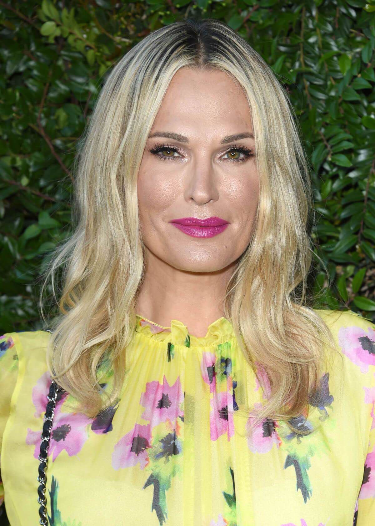 莫莉·希姆斯,出生于美国的70后模特,美丽大方稳重|西姆斯|模特|出生