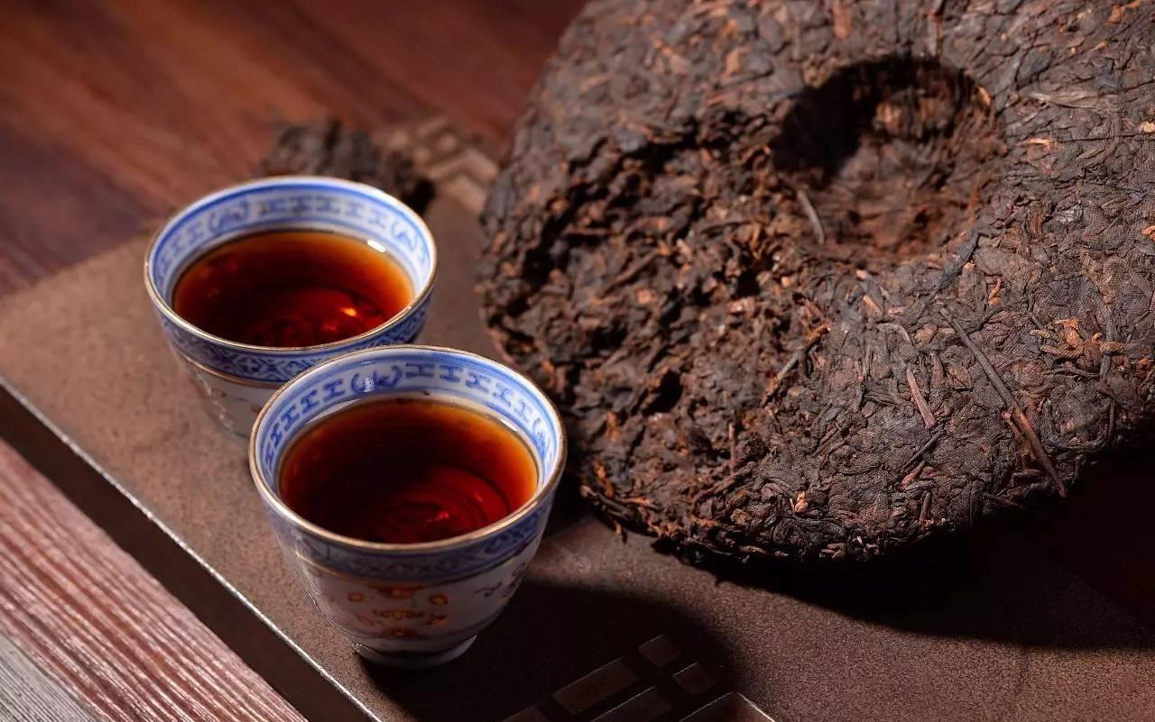 我们国家的茶文化有悠久的历史,普洱茶具体有哪些好处知道吗?