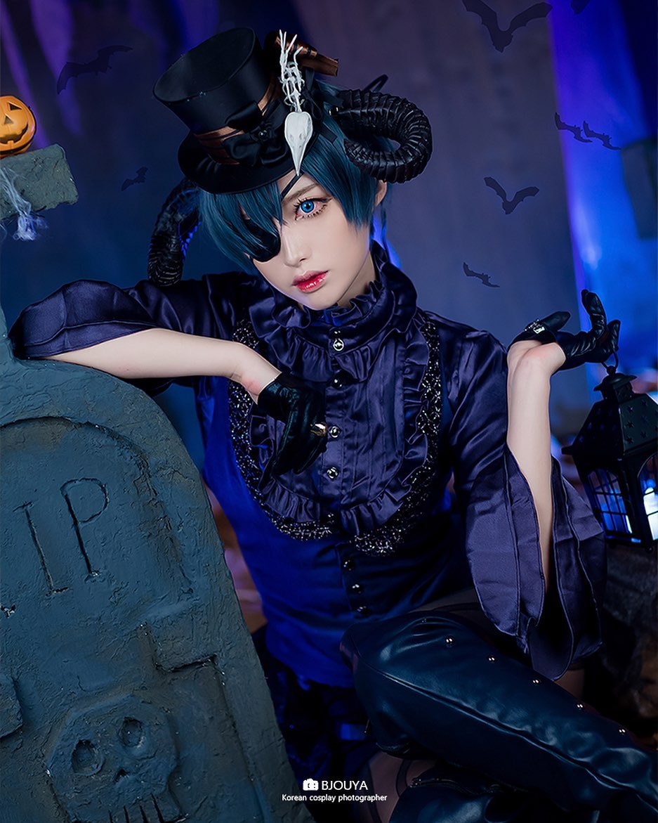 夏尔还原cos,成熟稳重的外表下,隐藏着十岁时所遭遇的一切!