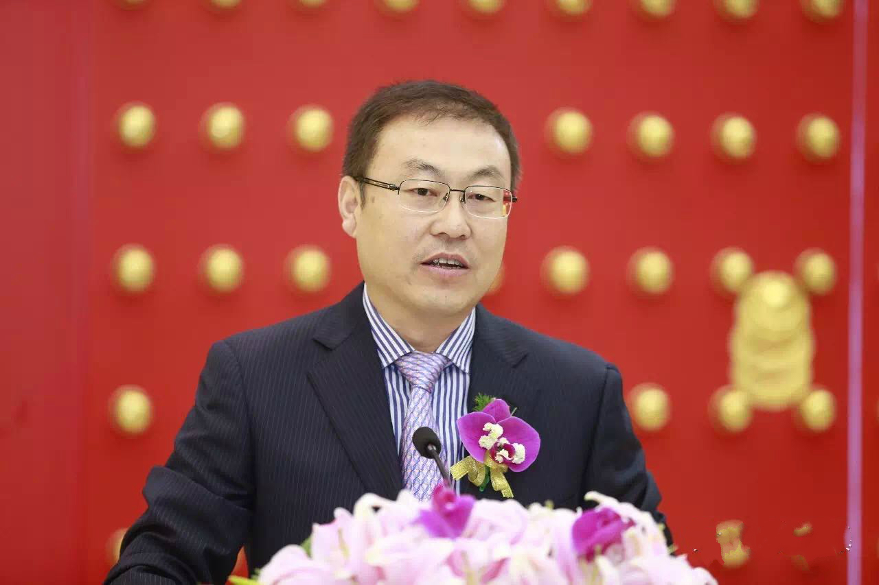 【微酒权威】张正接替秦本平任董事长,西凤突然换帅的背后