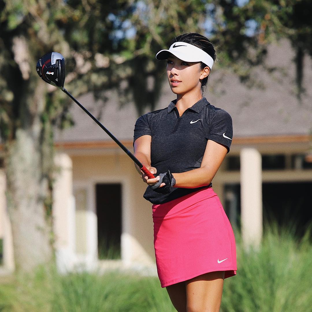从网红到冠军 高尔夫女神华裔少女何沐妮集球技和火辣身材于一身|何沐
