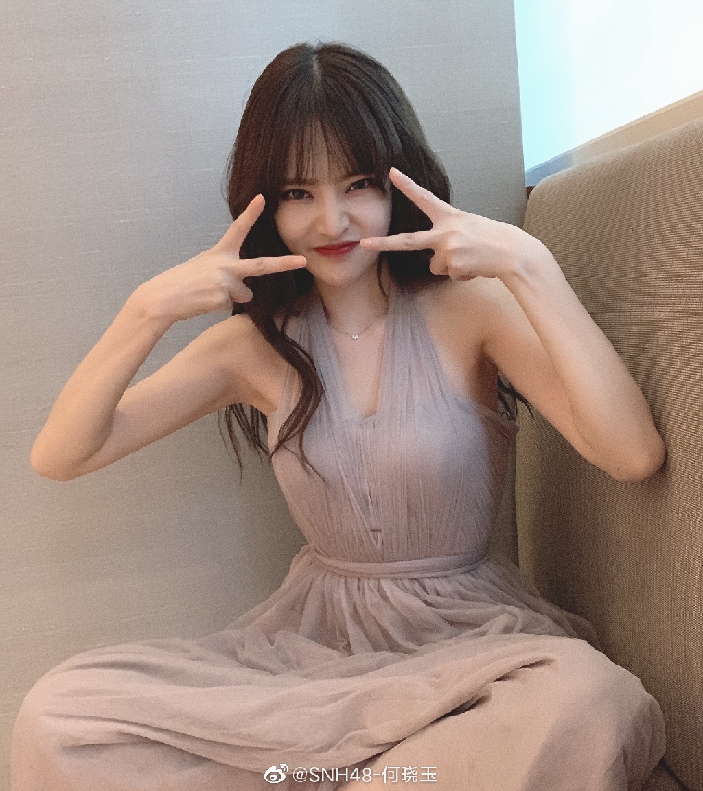 偶像美少女snh48-何晓玉迷人写真美照