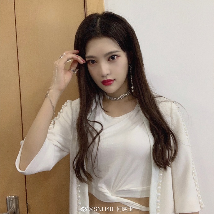 偶像女团snh48何晓玉自拍写真美照欣赏