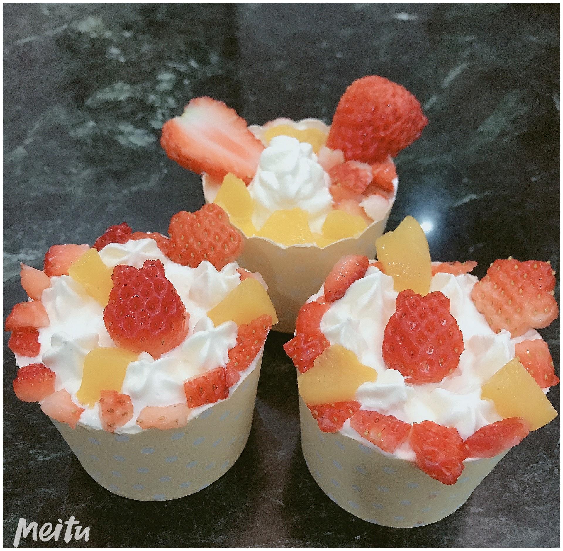 草莓杯子蛋糕的做法