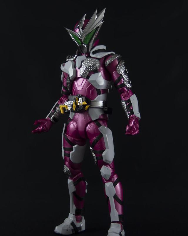 假面骑士周边:官方圣诞礼物 假面骑士迅shf可动手办公开