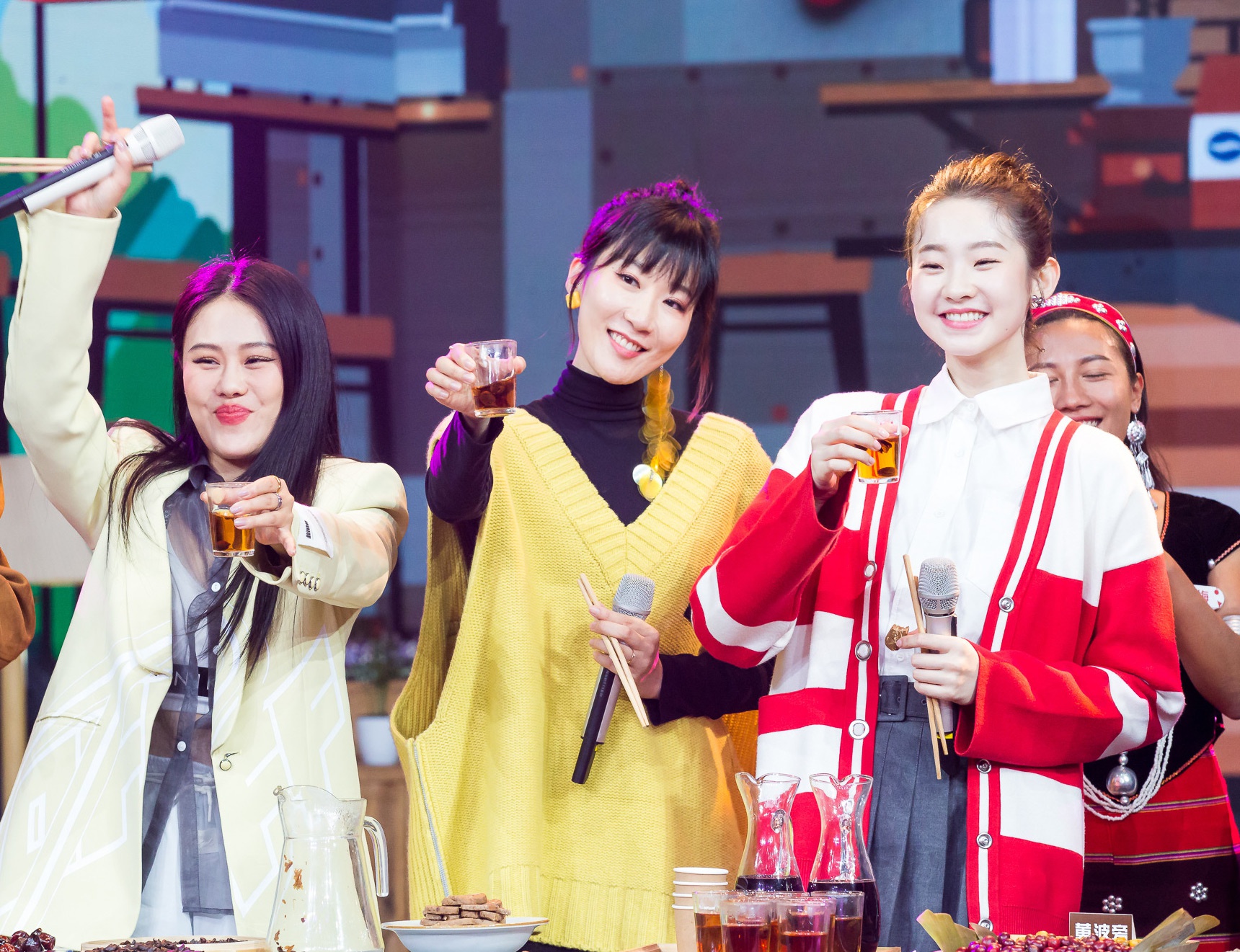 阿肆做客《天天向上》:酸的,甜的,苦的,暗恋就像喝咖啡?