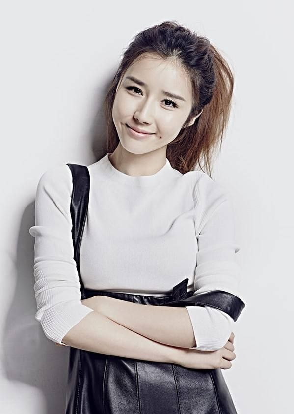 中国内地女演员方安娜