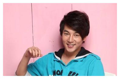 "游乐王子"遭赵薇痛批,袁奇峰风采不减当年