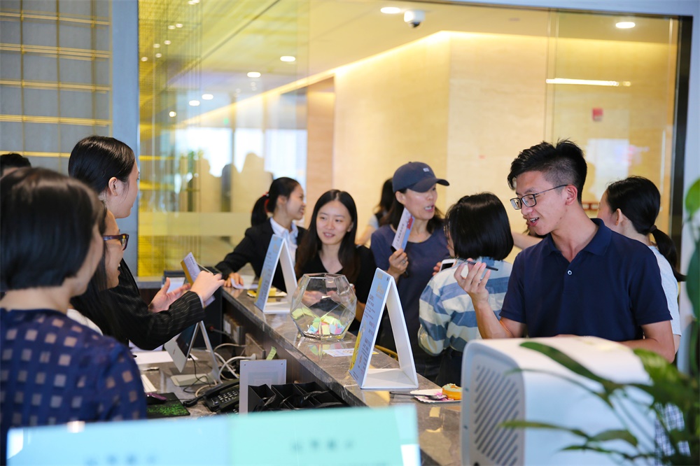 一社交就焦虑做社交达人真的难吗