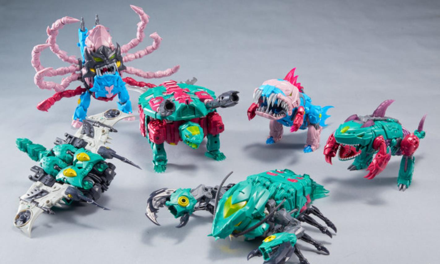 变形金刚动漫人物:狂派霸天虎隐者战士-海底狂魔 tfc版