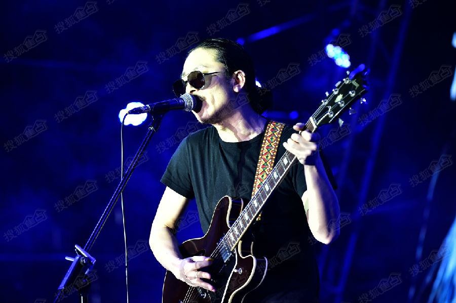 乐队的夏天表白李红旗的时候何必要怼乐评人