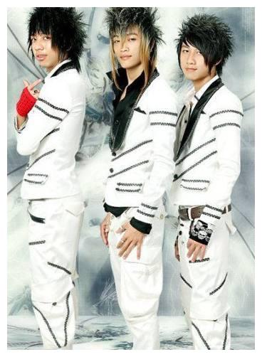 大家还记得当年的"洗剪吹三人组"吗,如今帅到认不出