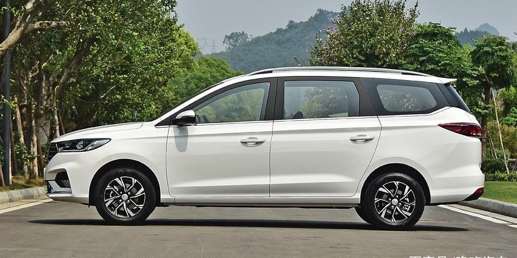 六万多入手这辆6座家用车,看上的就是大空间,这次春节帮大忙了