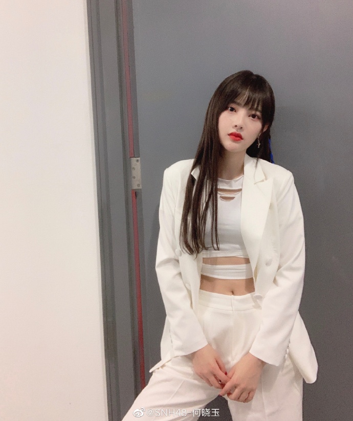 偶像女团snh48何晓玉自拍写真美照欣赏