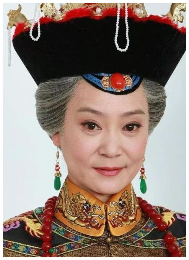 刘雪华作为琼瑶剧的专属演员,在众多琼瑶剧的女演员中也是最特殊的一