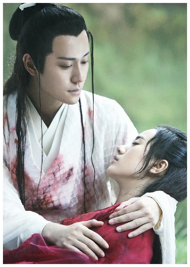 《听雪楼》袁冰妍秦俊杰美图分享,"人中龙凤"感觉与原著不符啊