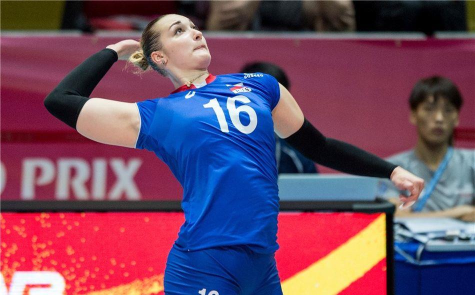 在a组中,塞尔维亚女排,希腊女排,土耳其女排,芬兰女排,保加利亚女排