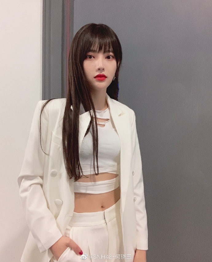 偶像女团snh48何晓玉自拍写真美照欣赏
