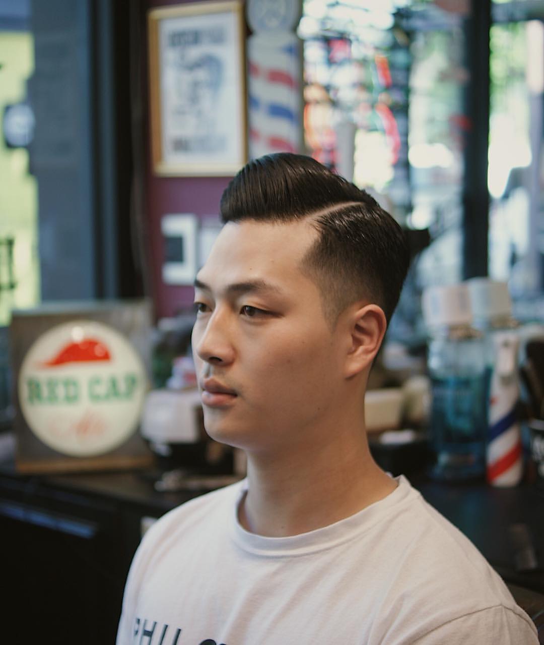 型男经典复古后背头今年很流行