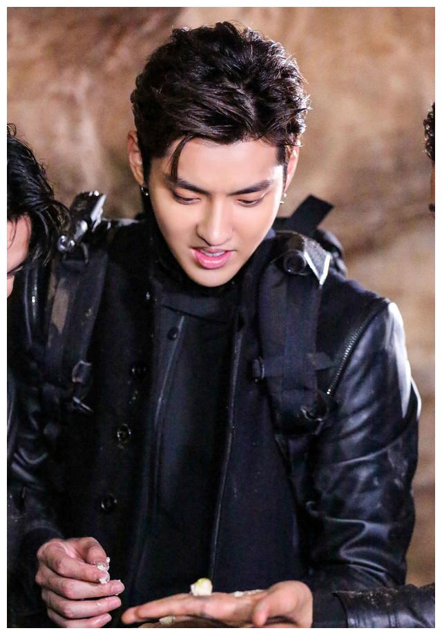 《七十二层奇楼》吴亦凡化身"推理凡" 脑力开挂秒解谜团