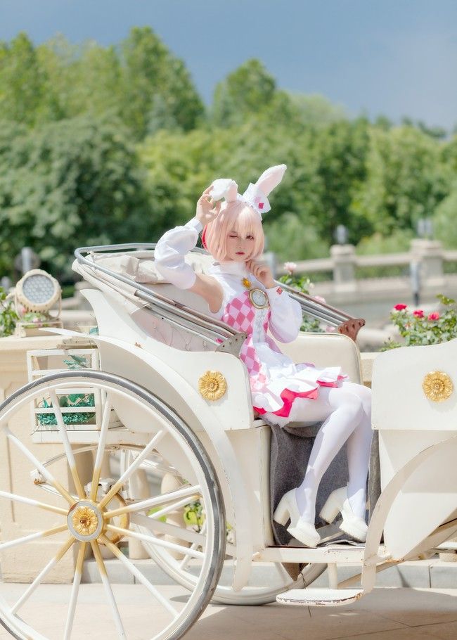 很可爱的兔子小姐白丝美腿cos太可爱了